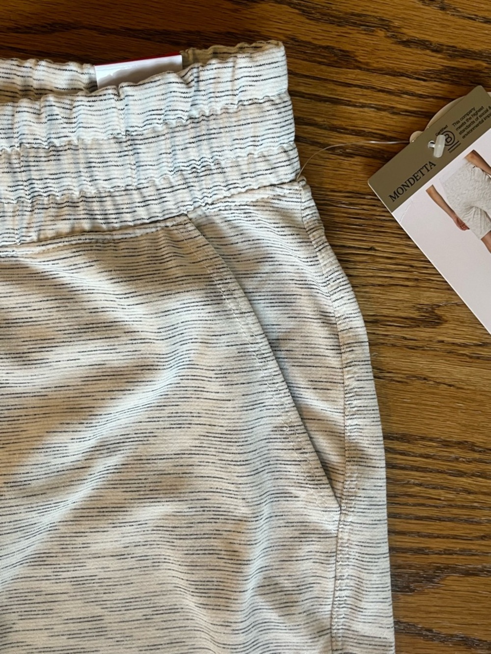 Mondetta Ladies Active Bermuda Short. Size medium. New with tags. - Picture 5 of 13